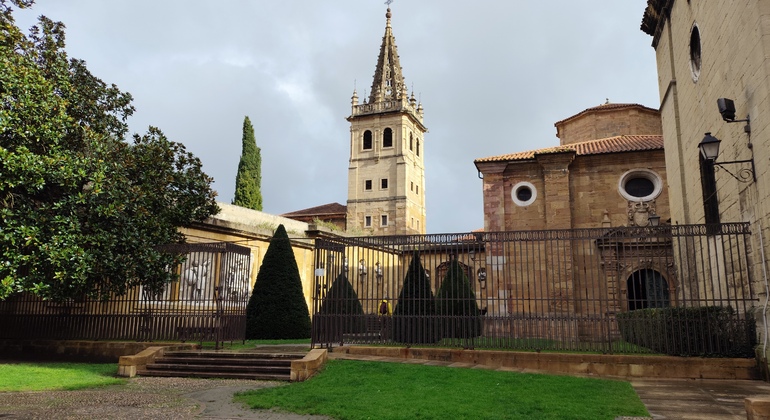 Tour of Oviedo Through the Ages, Spain