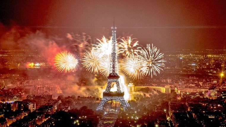 Paris New Year's Eve 2023
