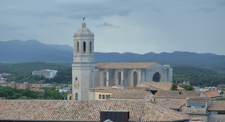 Discover Old Girona, Spain
