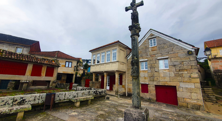 Free Tour Around Combarro, Spain